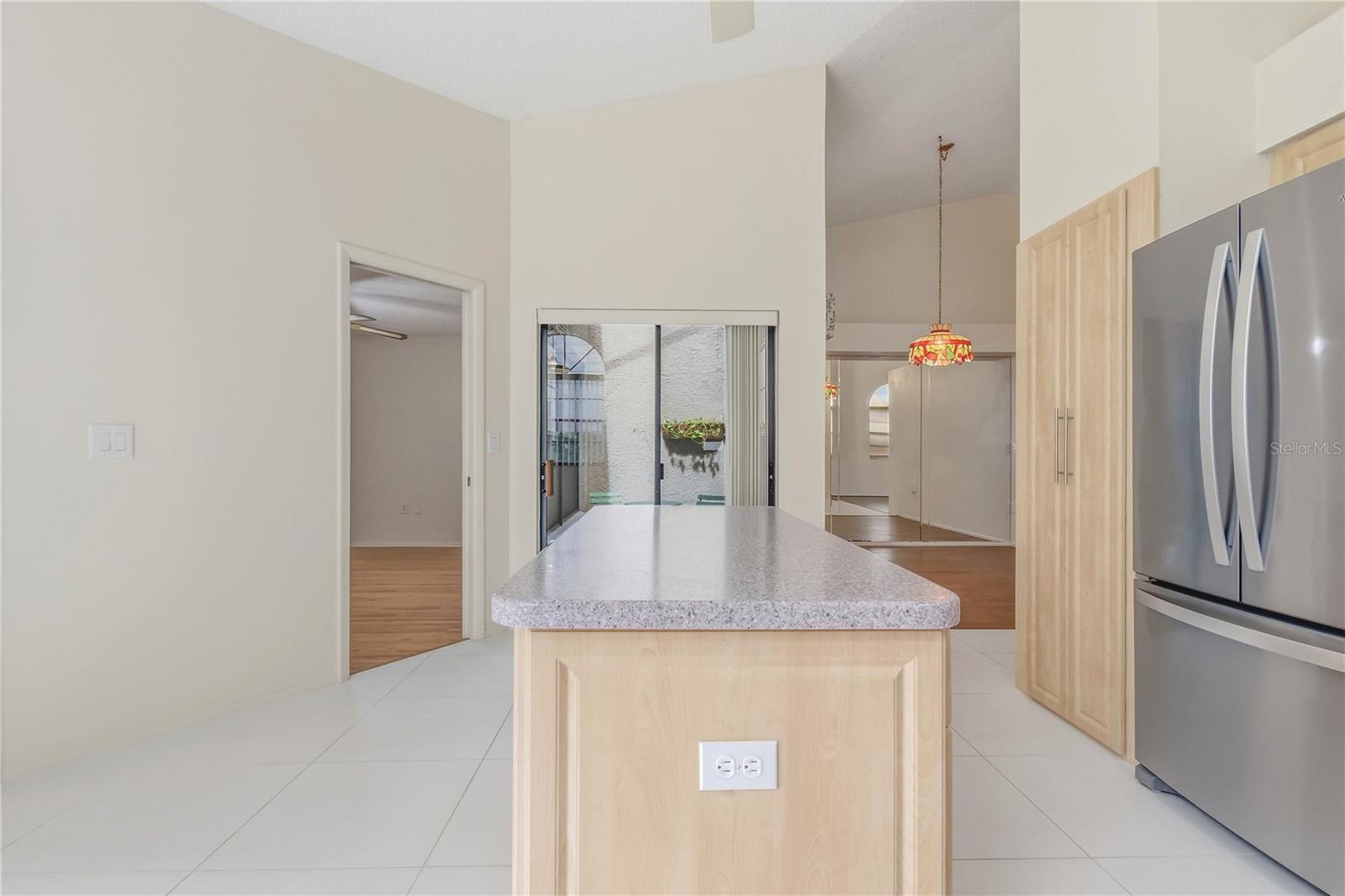 5515 SALEM SQUARE DR S — photo 9