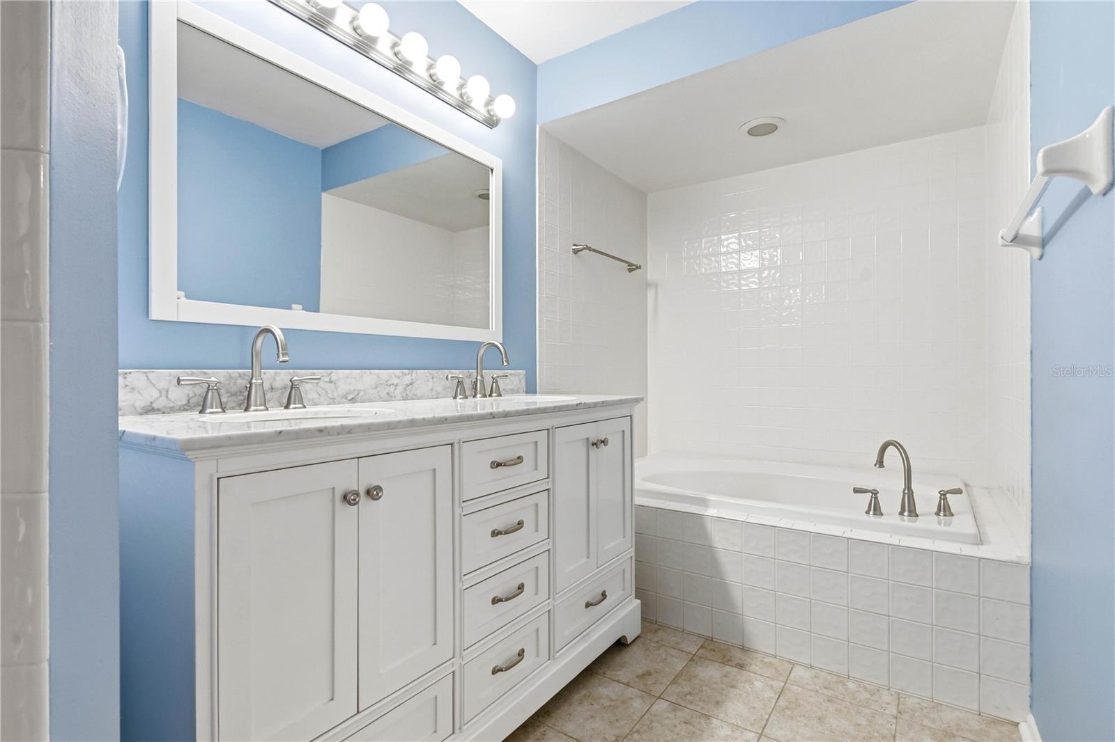 5515 SALEM SQUARE DR S — photo 15