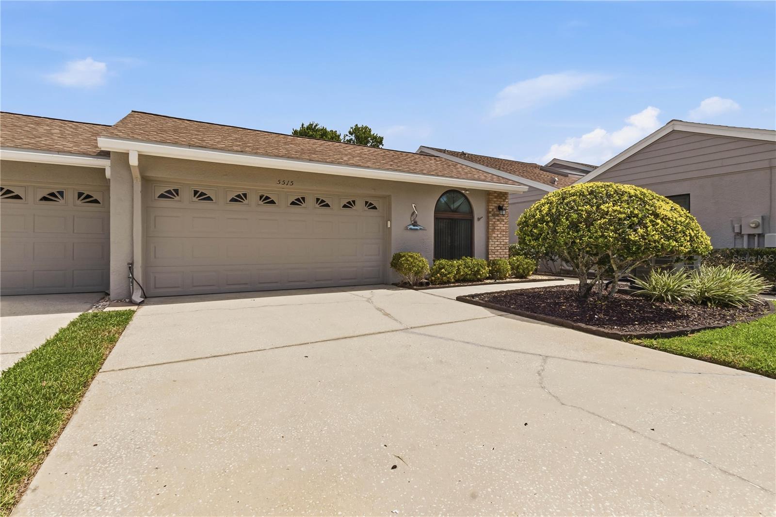 5515 SALEM SQUARE DR S — photo 3
