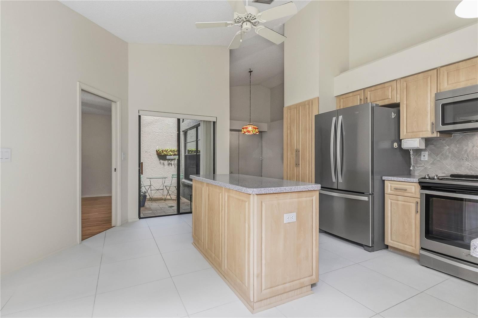 5515 SALEM SQUARE DR S — photo 10
