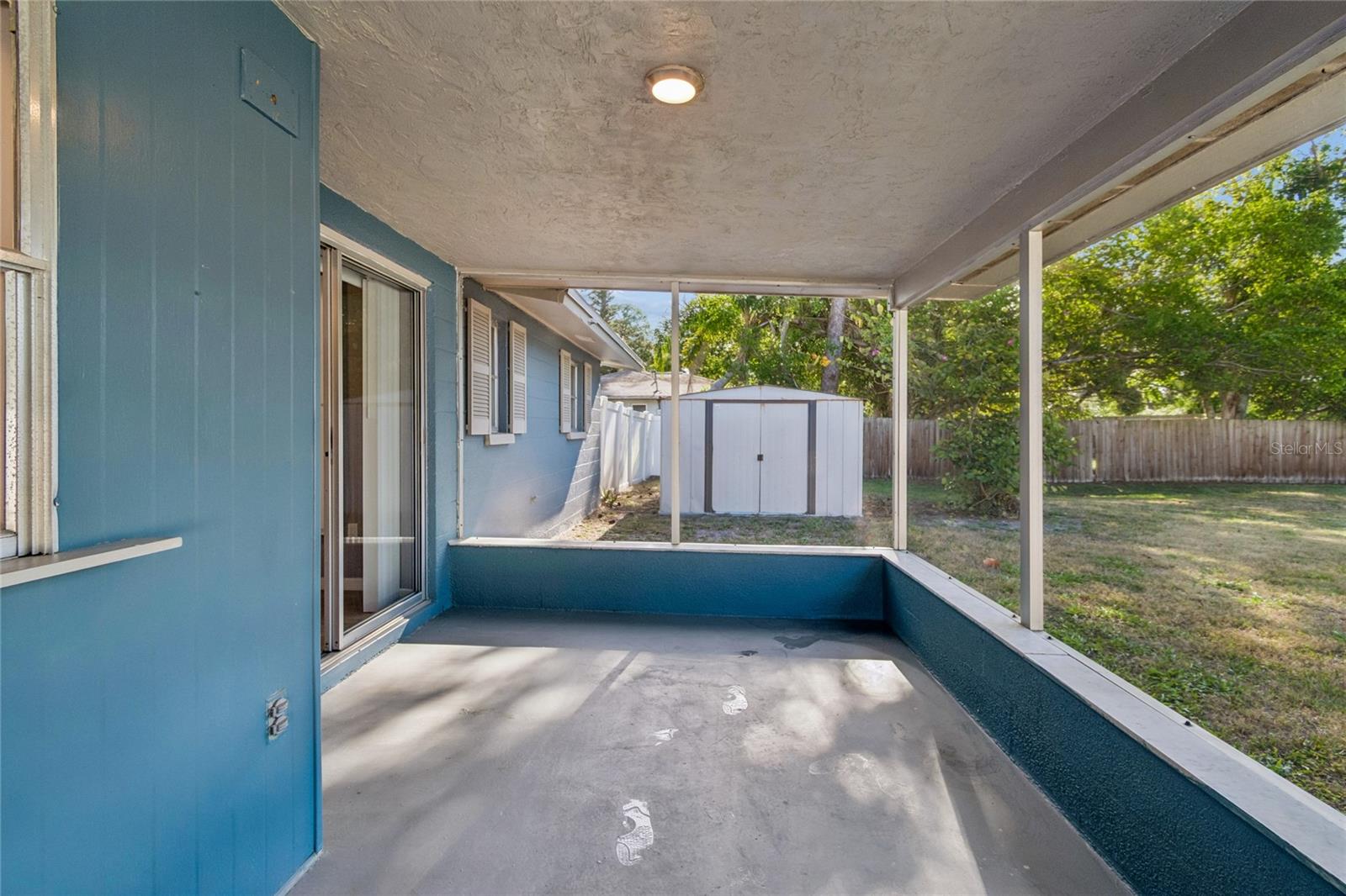 2348 DOUD ST — photo 40