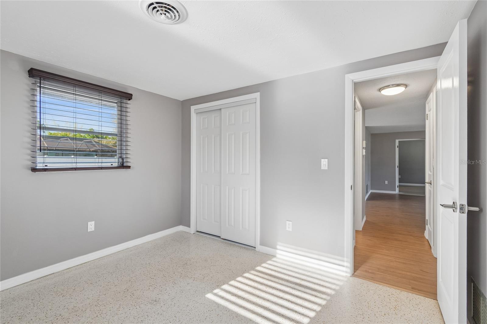 2348 DOUD ST — photo 32