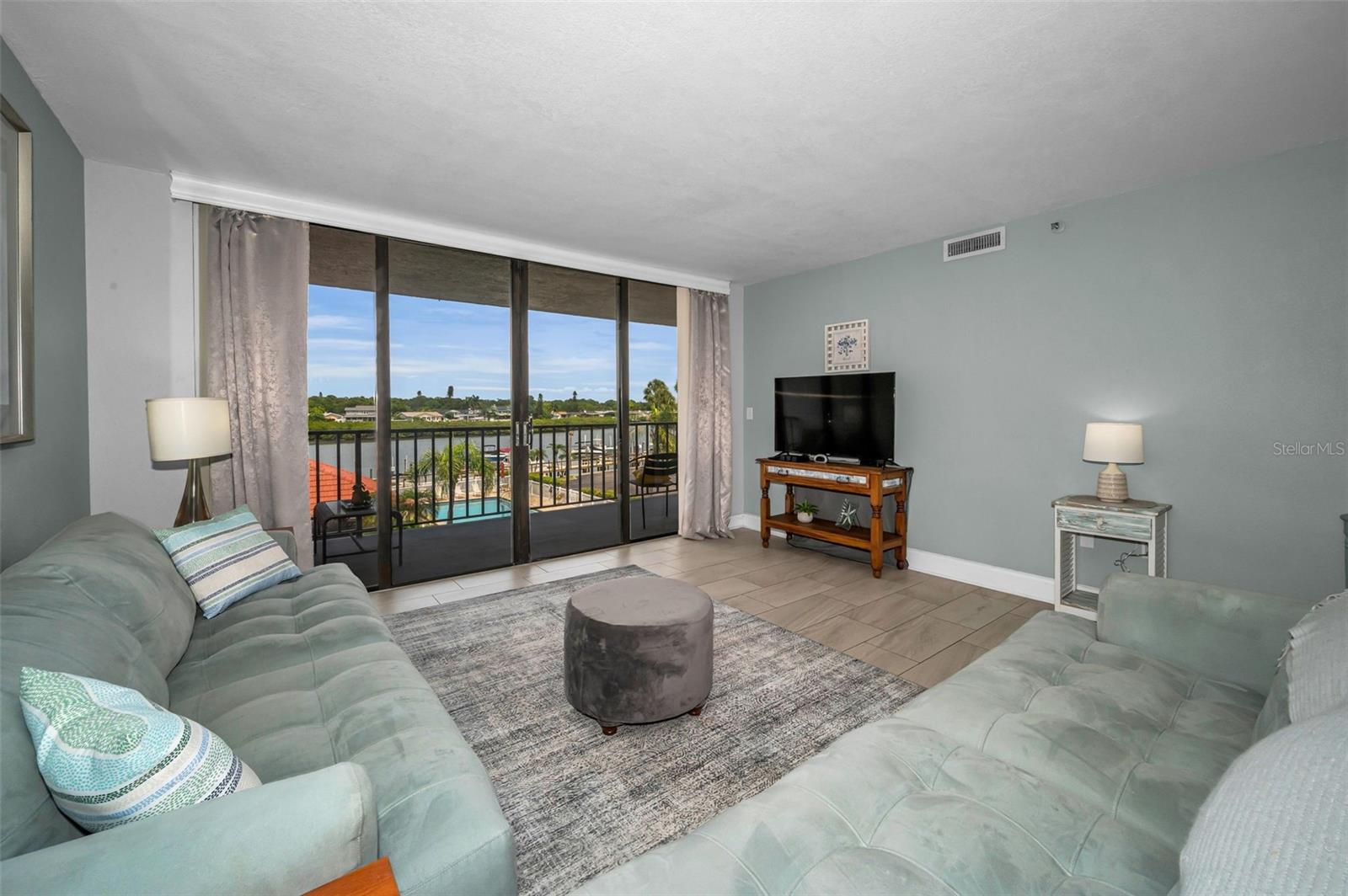 19111 VISTA BAY DR #304 — photo 37