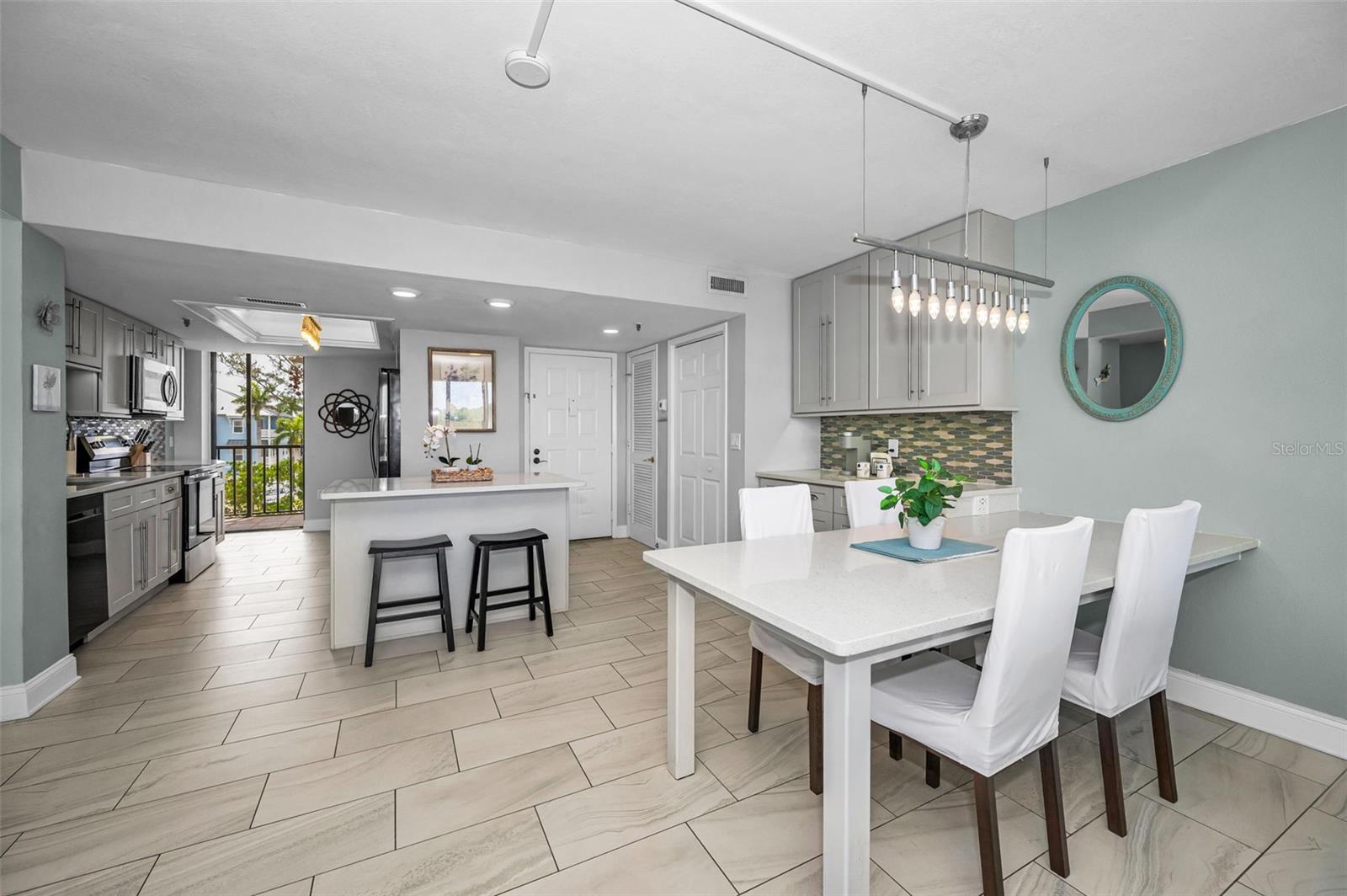 19111 VISTA BAY DR #304 — photo 35