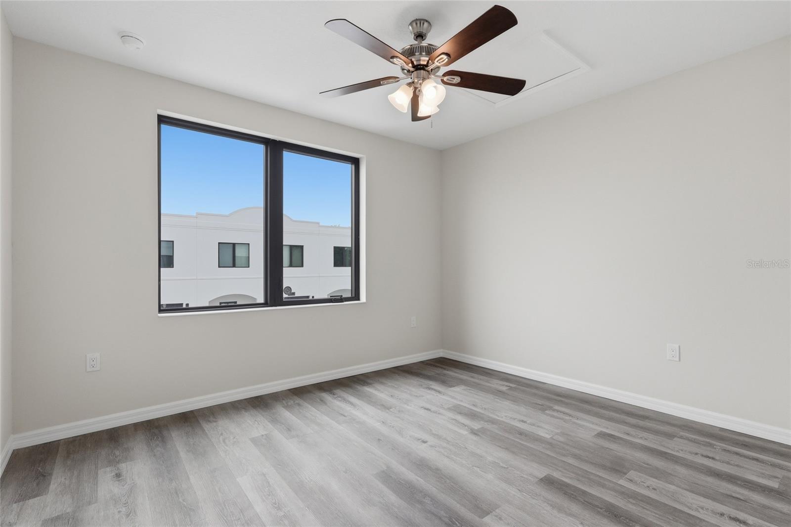 4369 CAMBIO GARDENS CT — photo 22