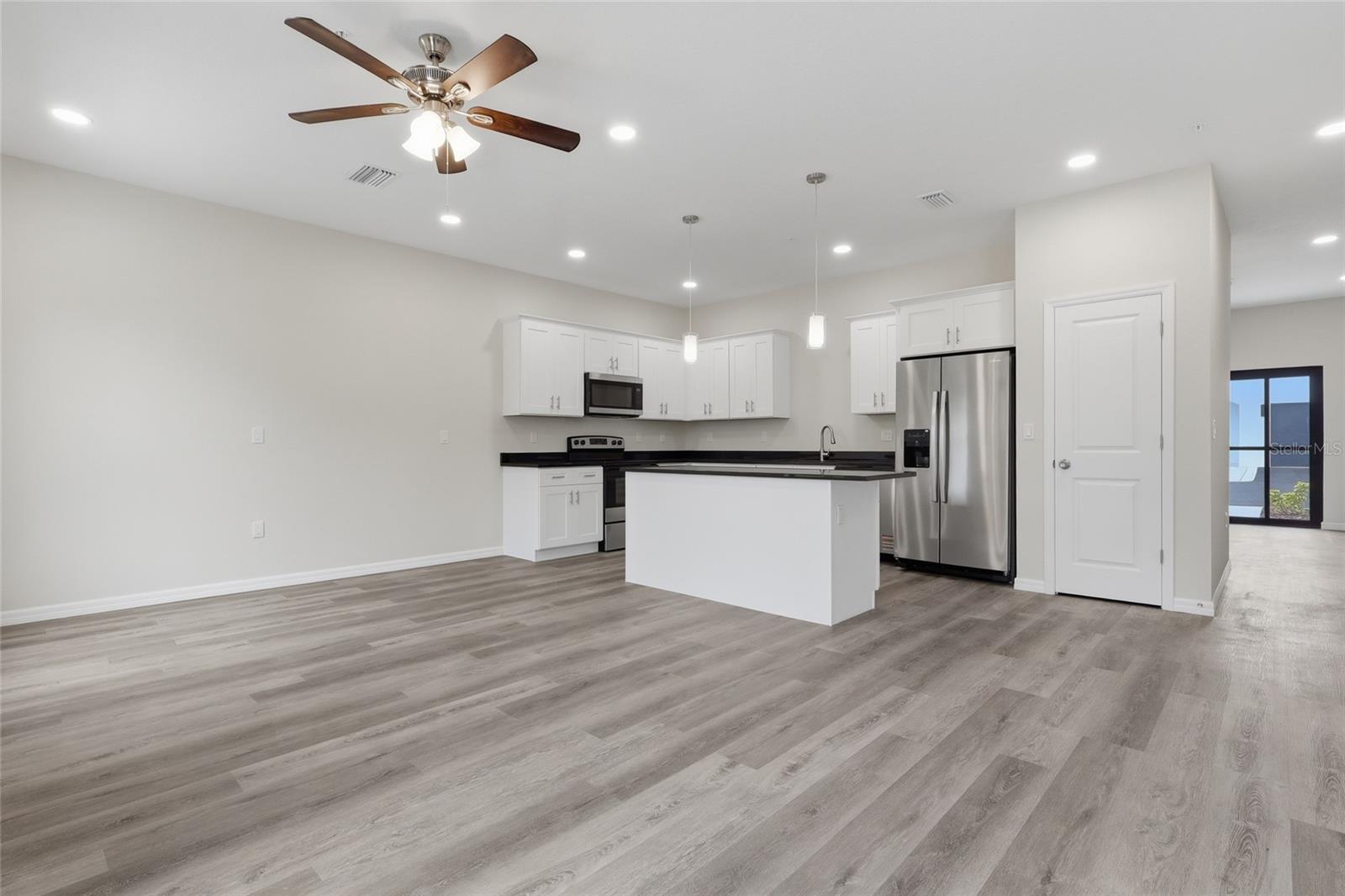4369 CAMBIO GARDENS CT — photo 5