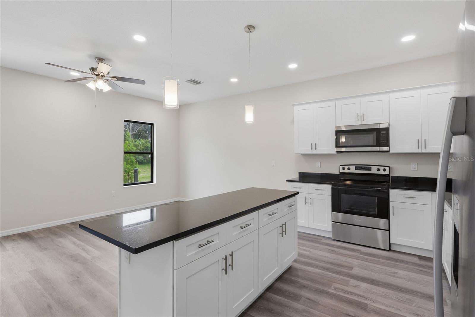 4369 CAMBIO GARDENS CT — photo 8