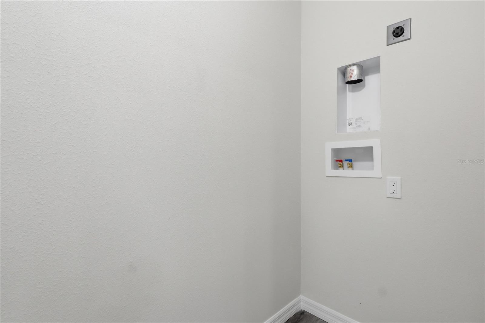4369 CAMBIO GARDENS CT — photo 12