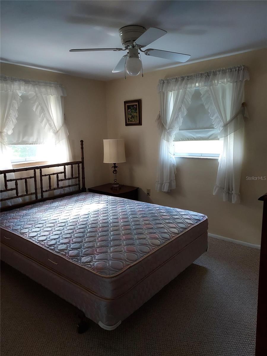 1240 CHELSEA LN — photo 4