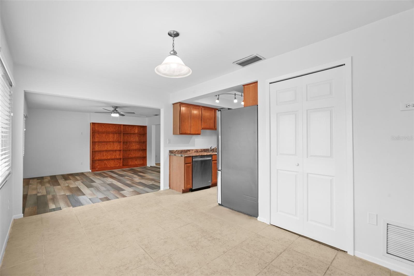 2169 PINE RIDGE DR — photo 24