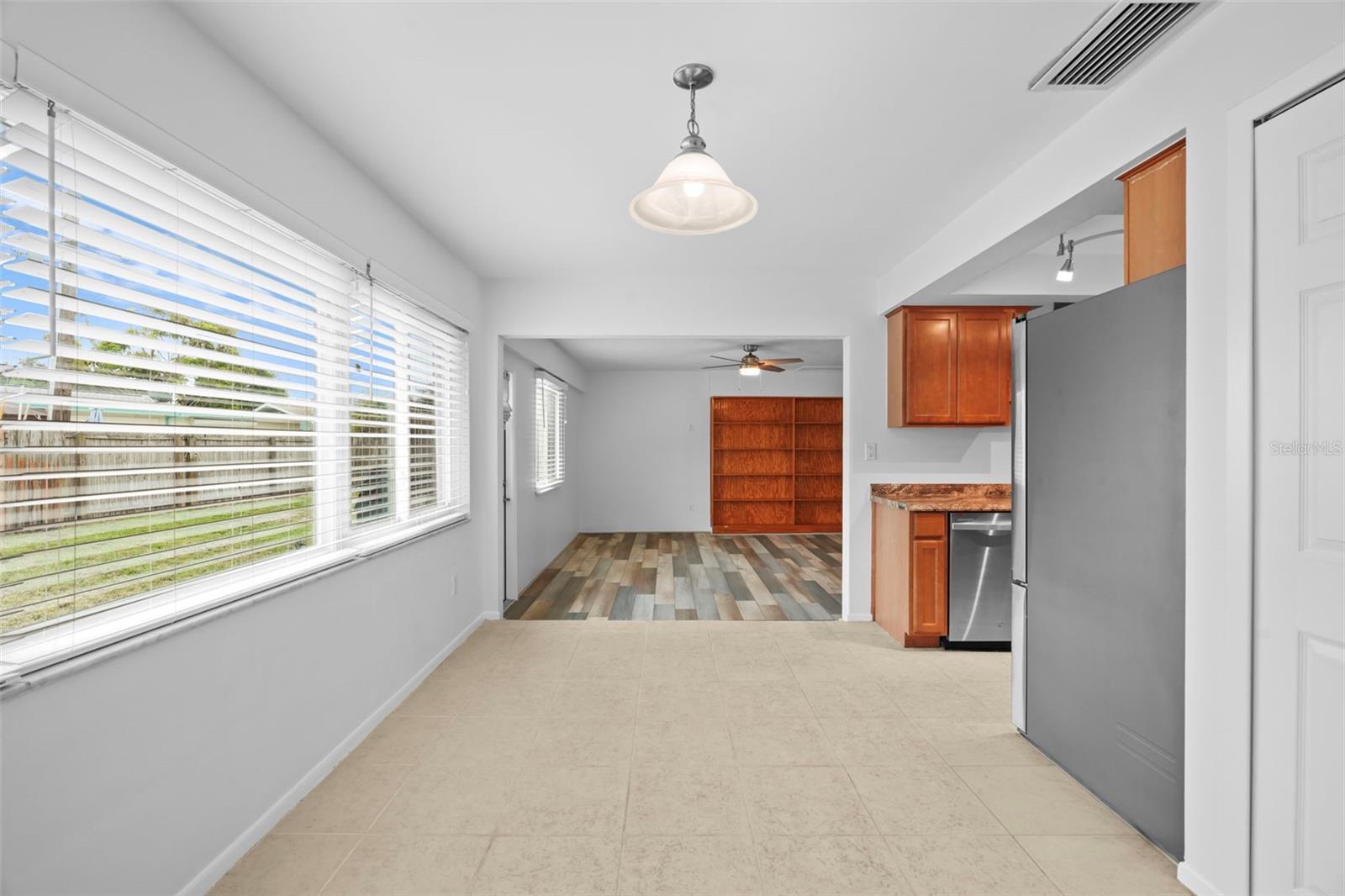 2169 PINE RIDGE DR — photo 23