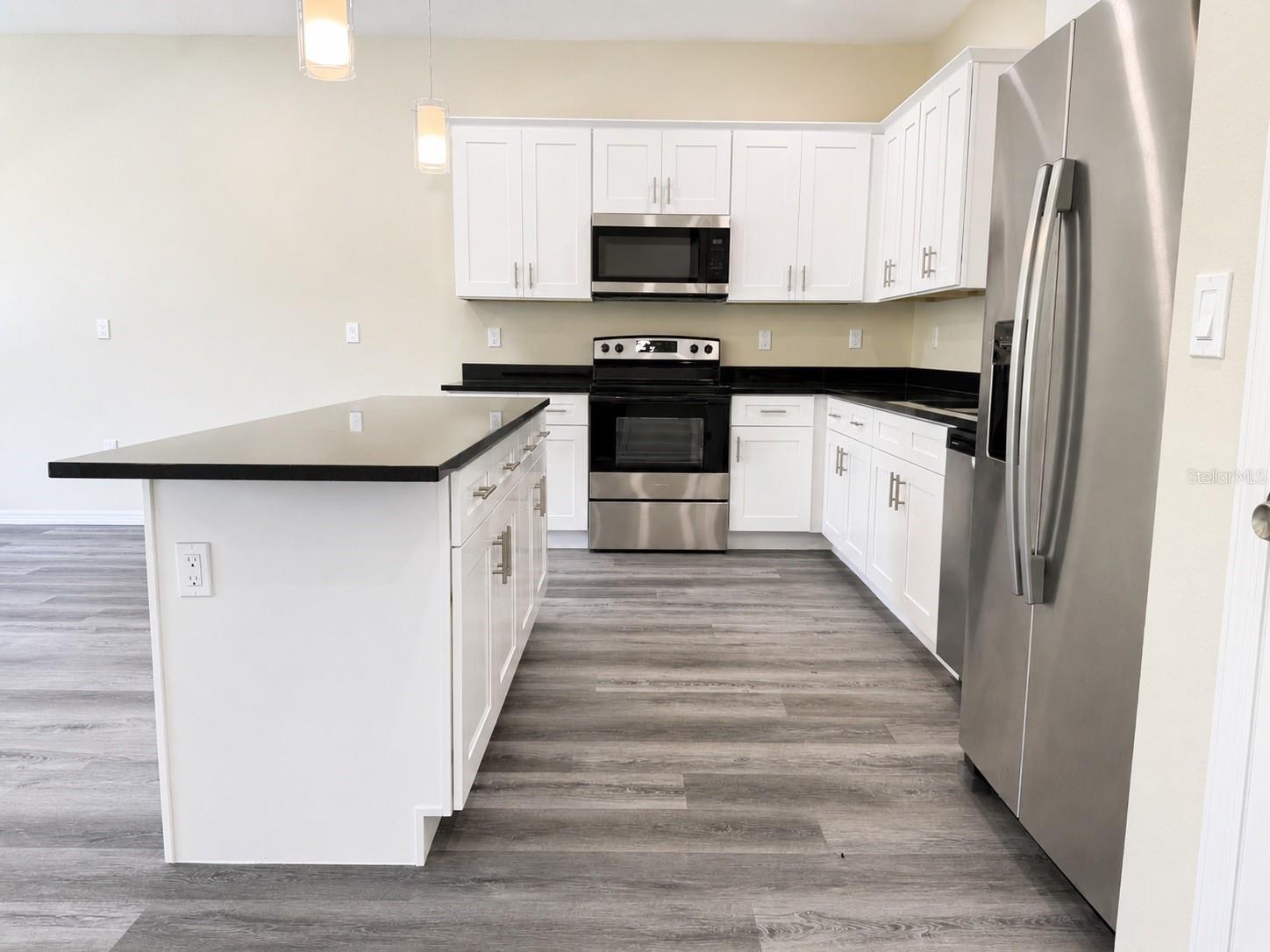 4349 CAMBIO GARDENS CT — photo 10