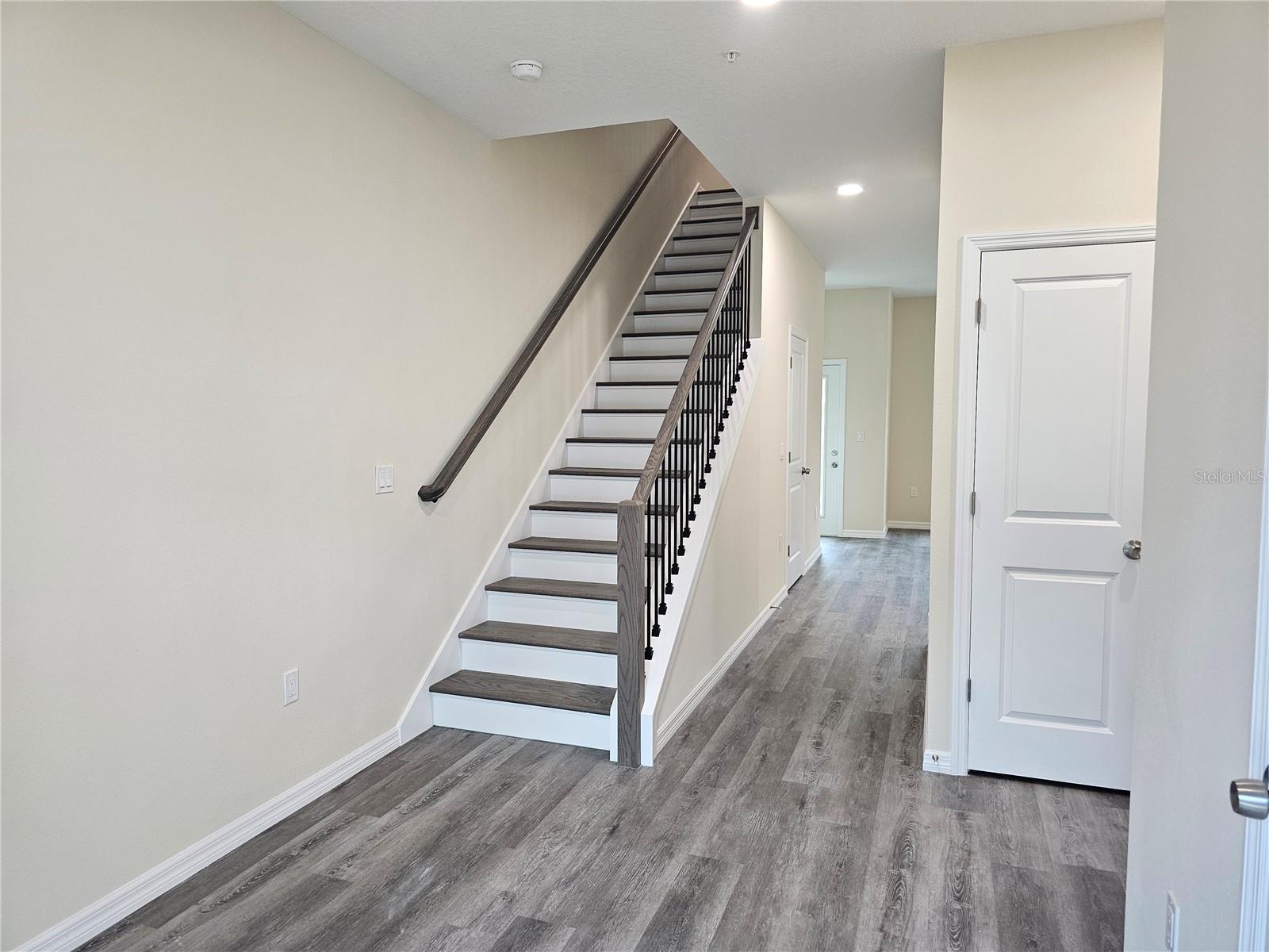 4371 CAMBIO GARDENS CT — photo 3