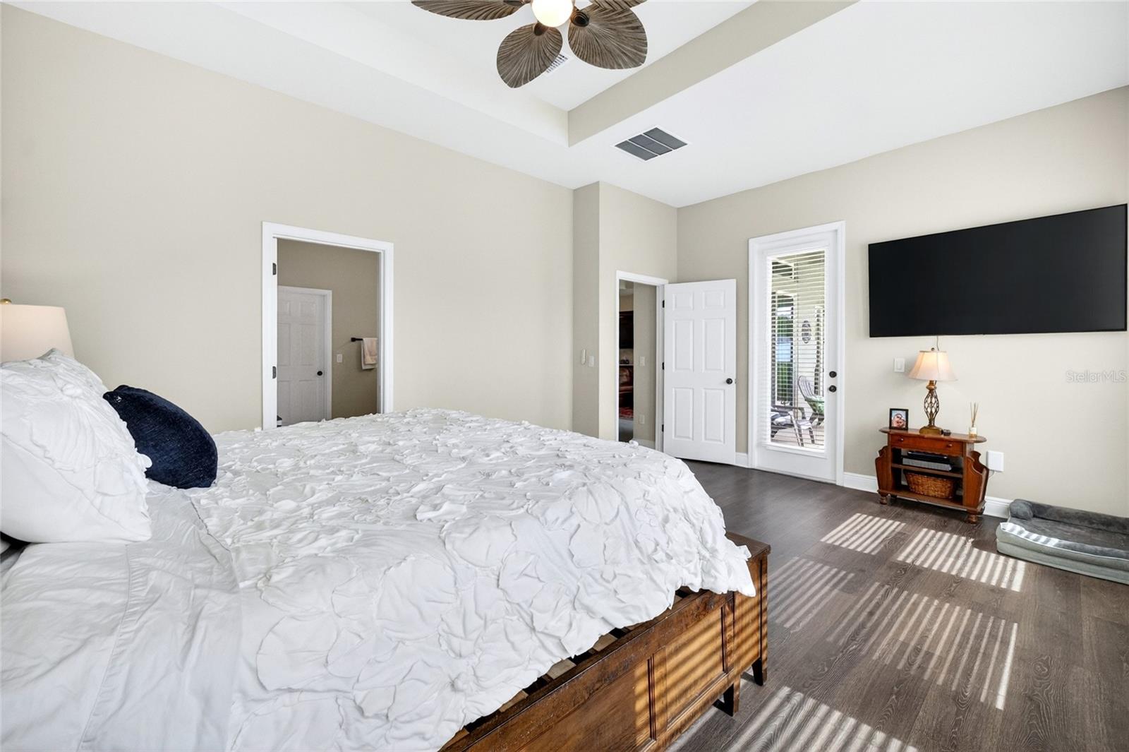 12862 CARMELA CIR W — photo 31