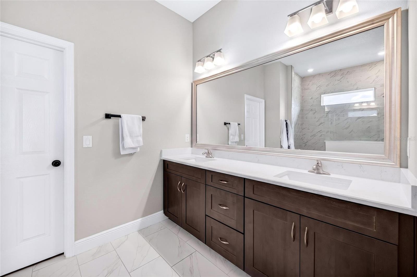 12862 CARMELA CIR W — photo 33