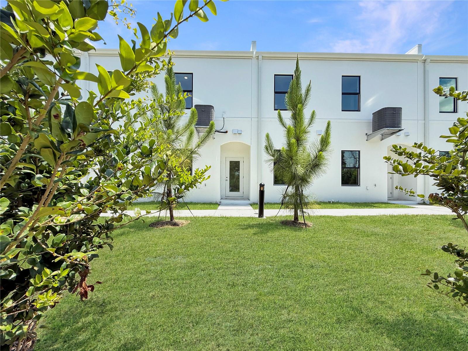 4345 CAMBIO GARDENS CT — photo 30