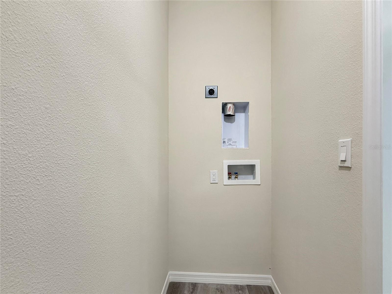 4345 CAMBIO GARDENS CT — photo 13