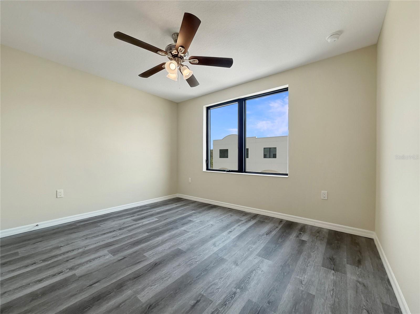 4345 CAMBIO GARDENS CT — photo 25