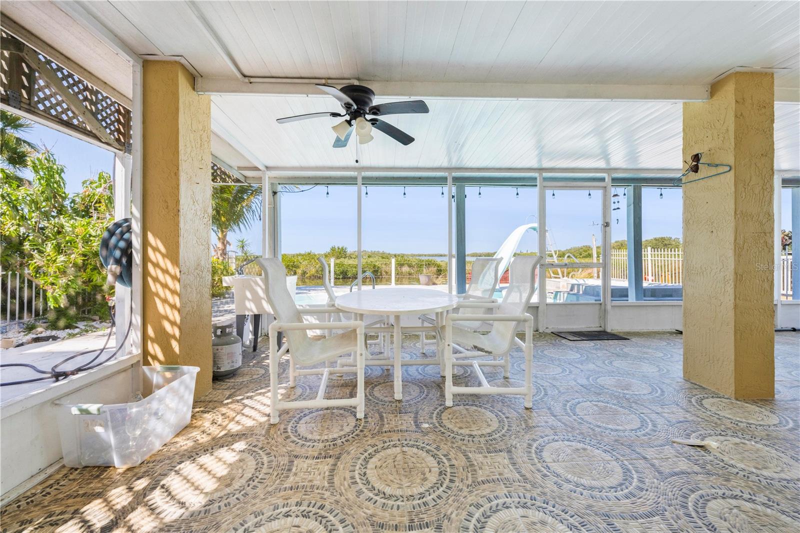 6633 DRIFTWOOD DR — photo 29