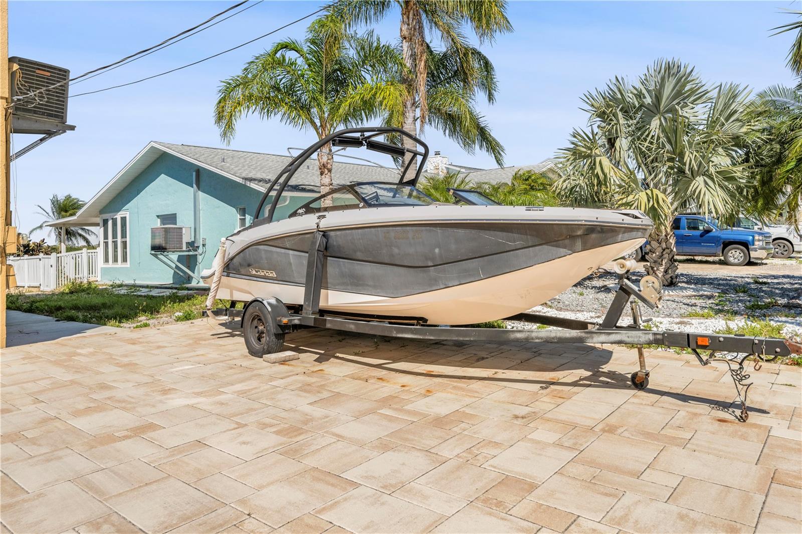6633 DRIFTWOOD DR — photo 11