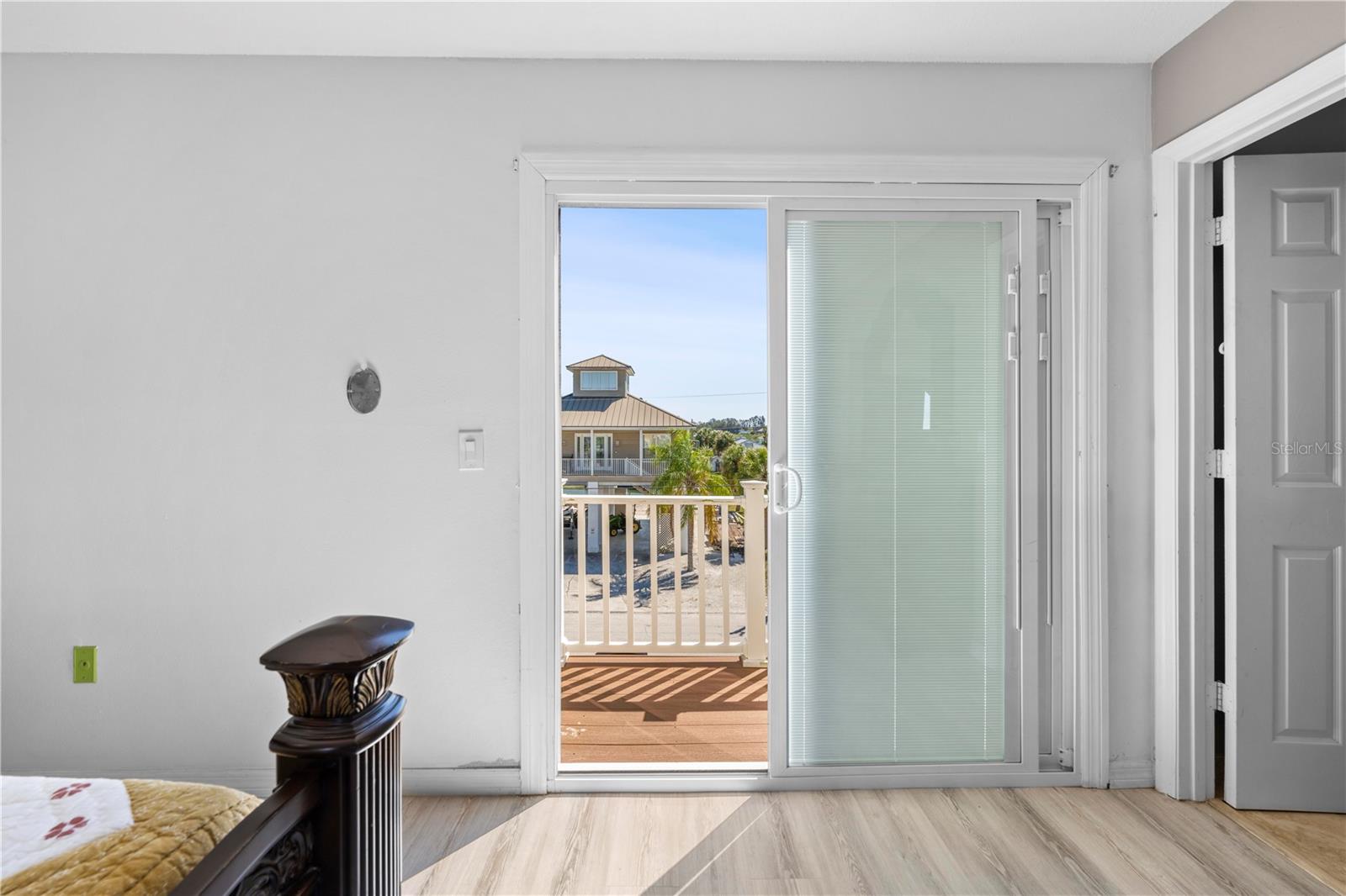 6633 DRIFTWOOD DR — photo 46