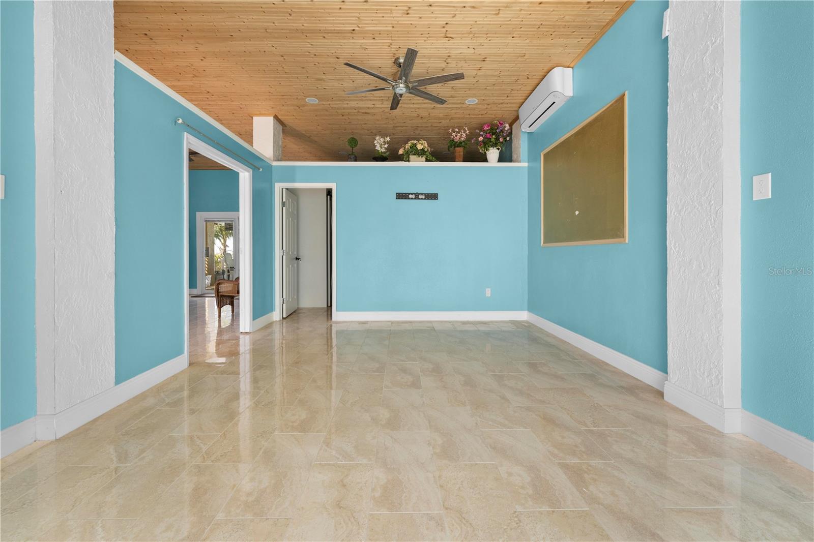 6633 DRIFTWOOD DR — photo 26