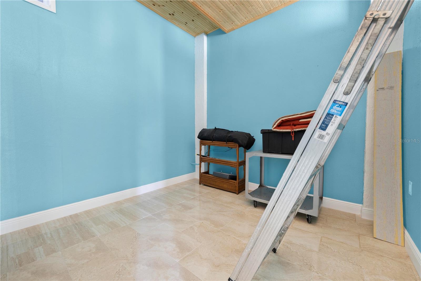6633 DRIFTWOOD DR — photo 27