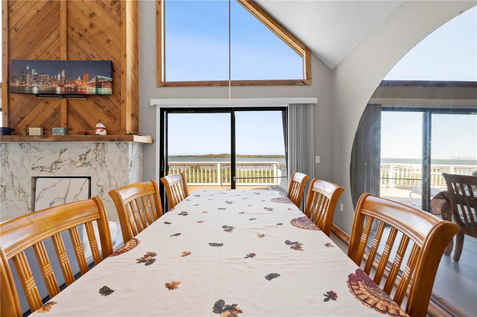 6633 DRIFTWOOD DR — photo 39