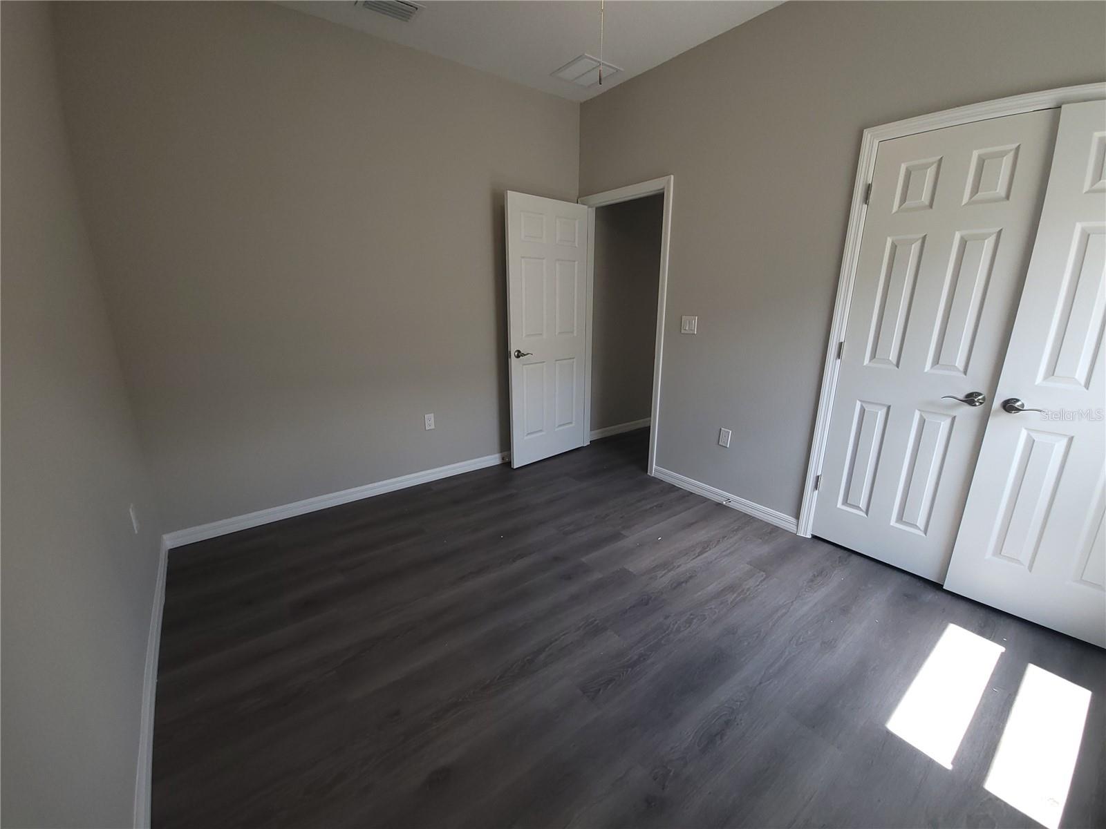 5025 FINDERS CT — photo 8