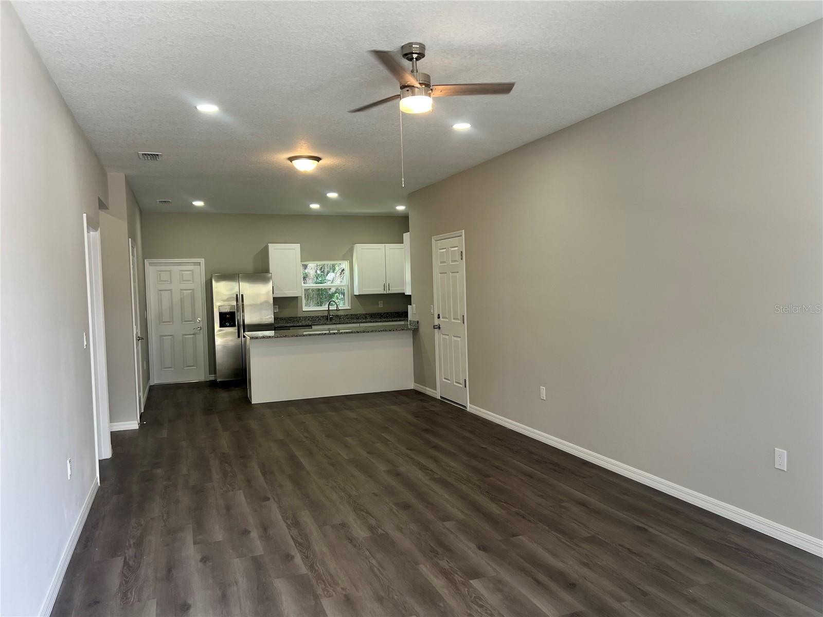 5008 FINDERS CT — photo 2
