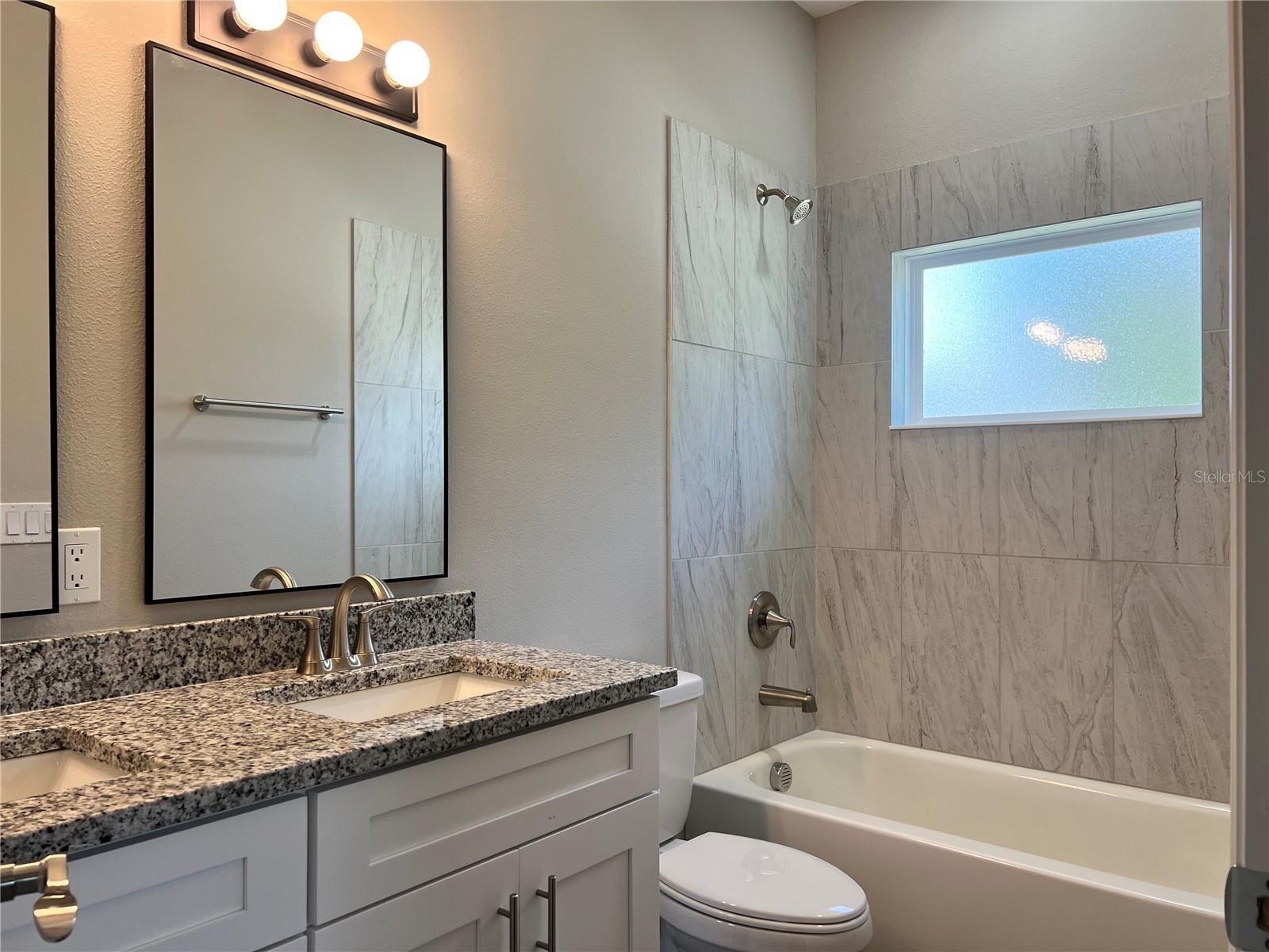 5008 FINDERS CT — photo 8