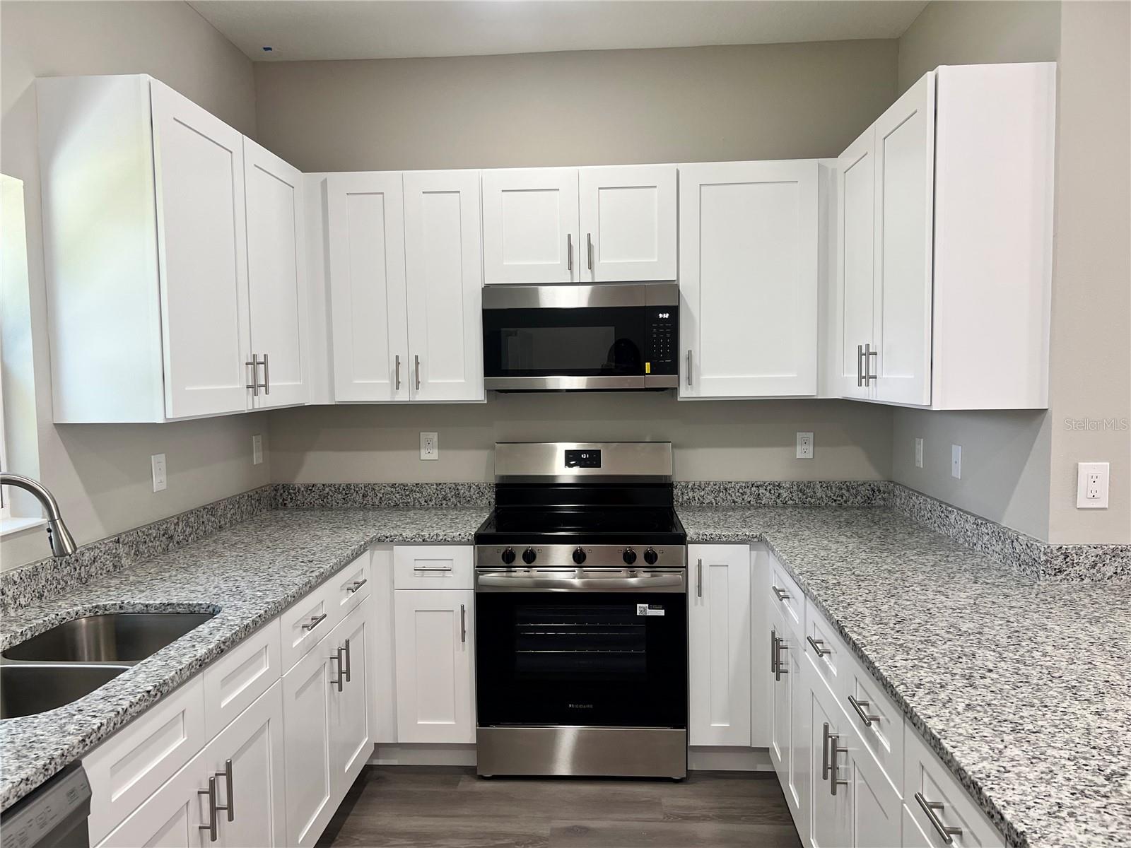 5008 FINDERS CT — photo 5