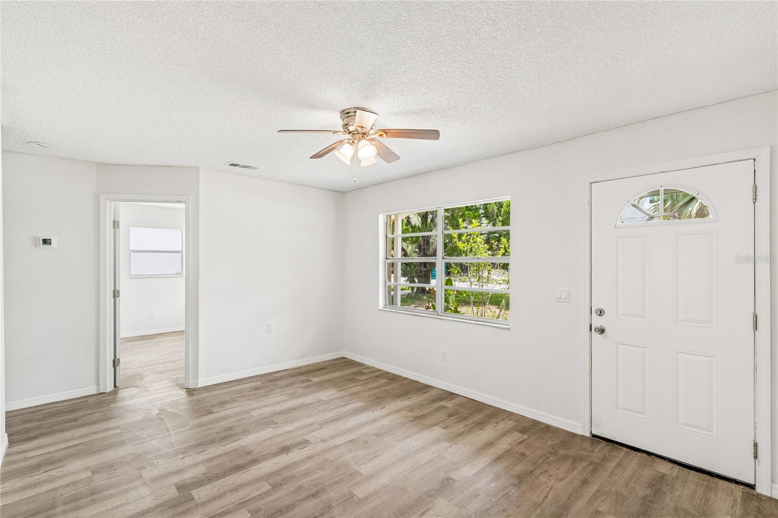 6826 DRIFTWOOD DR — photo 7
