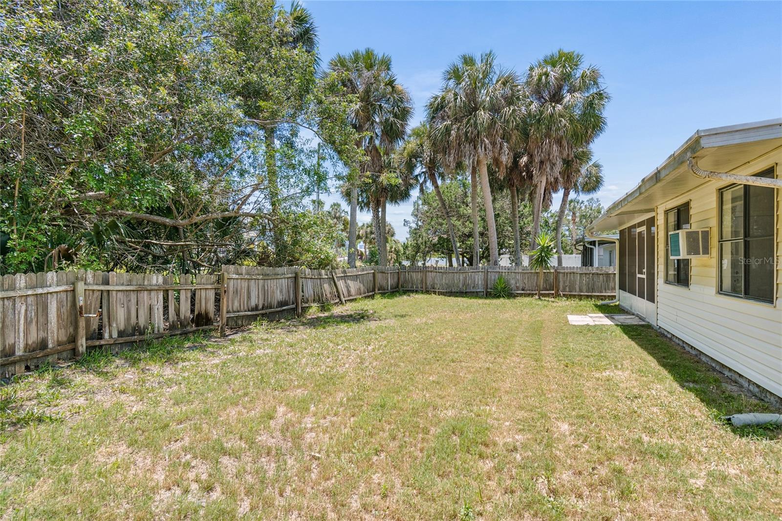 6826 DRIFTWOOD DR — photo 32