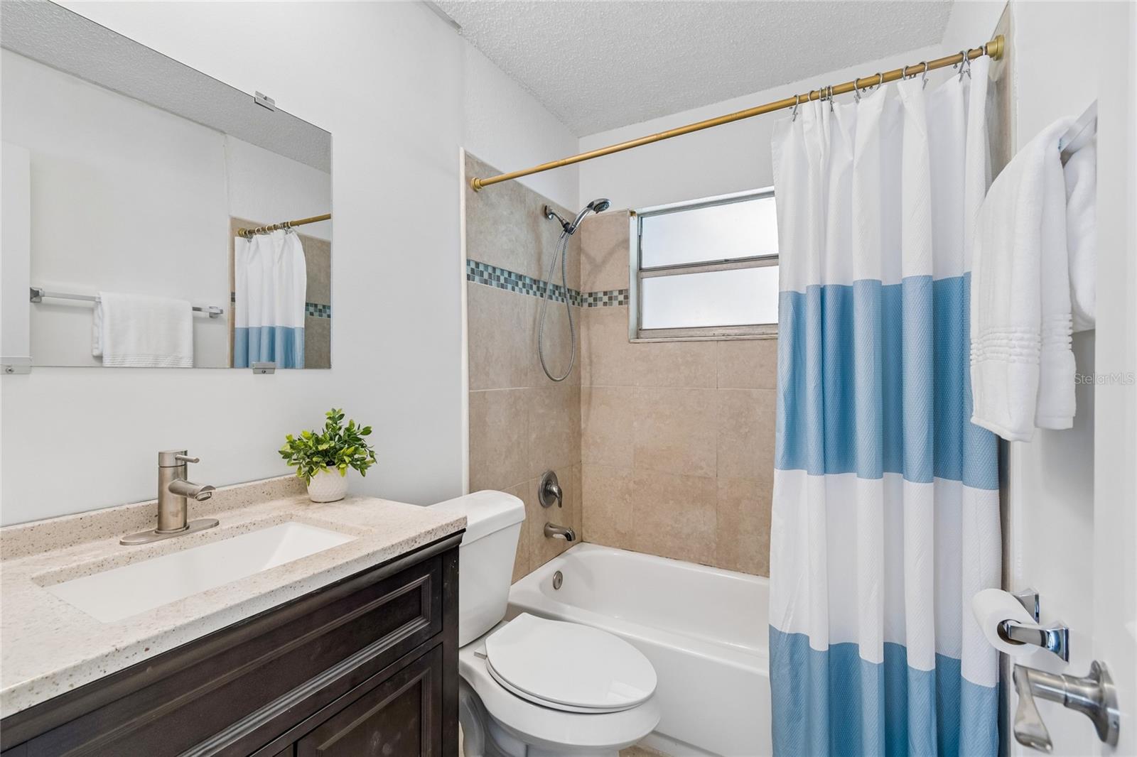 6826 DRIFTWOOD DR — photo 24