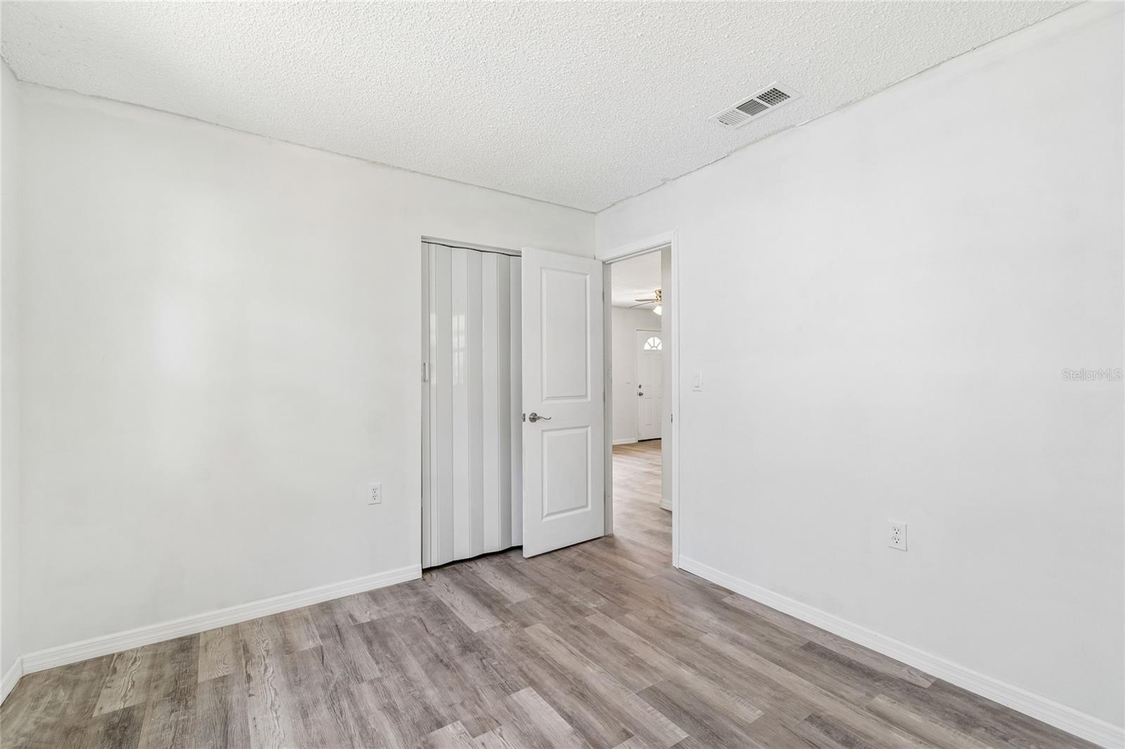 6826 DRIFTWOOD DR — photo 28
