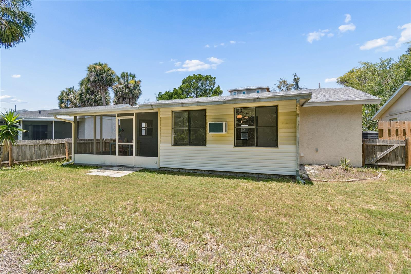 6826 DRIFTWOOD DR — photo 33