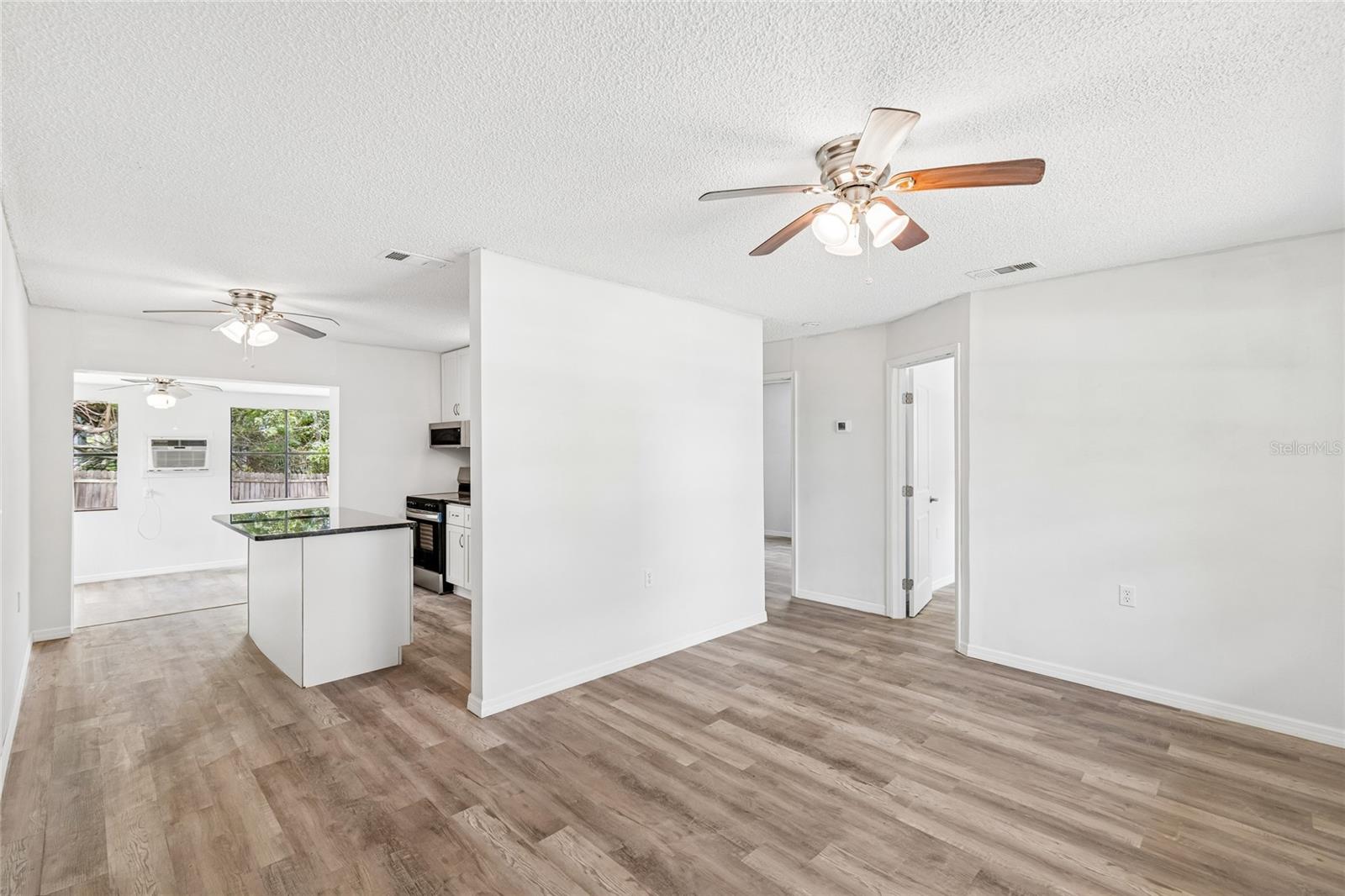 6826 DRIFTWOOD DR — photo 5