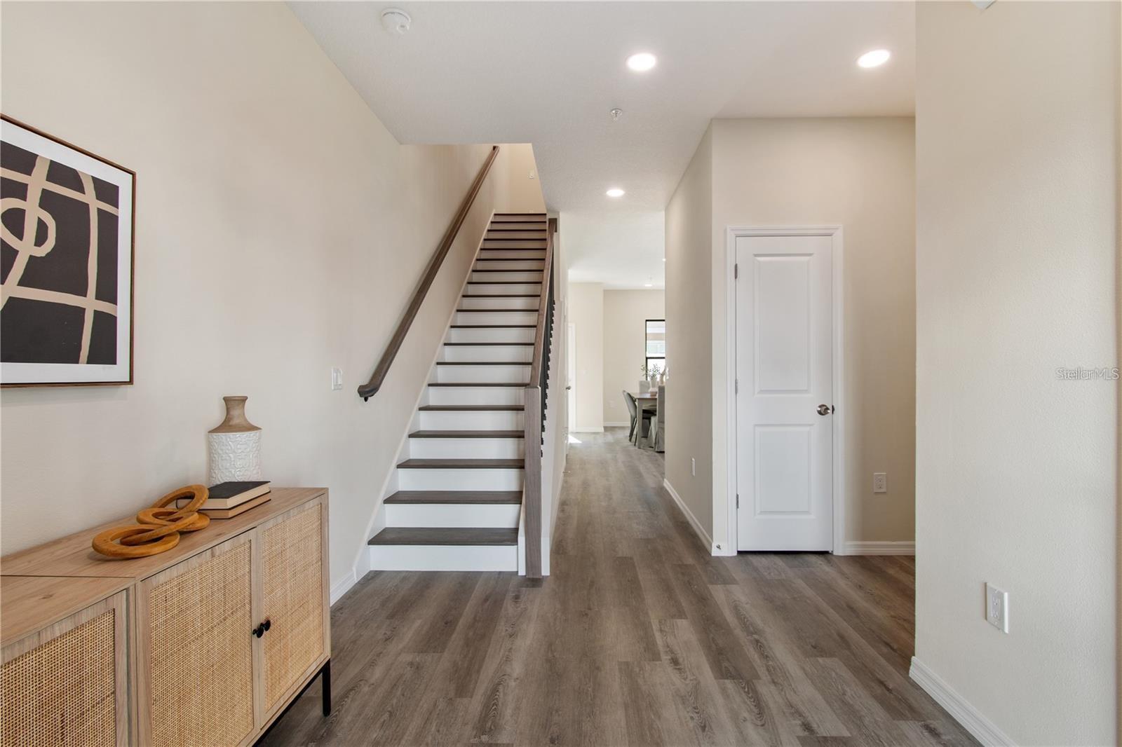 4367 CAMBIO GARDENS CT — photo 2