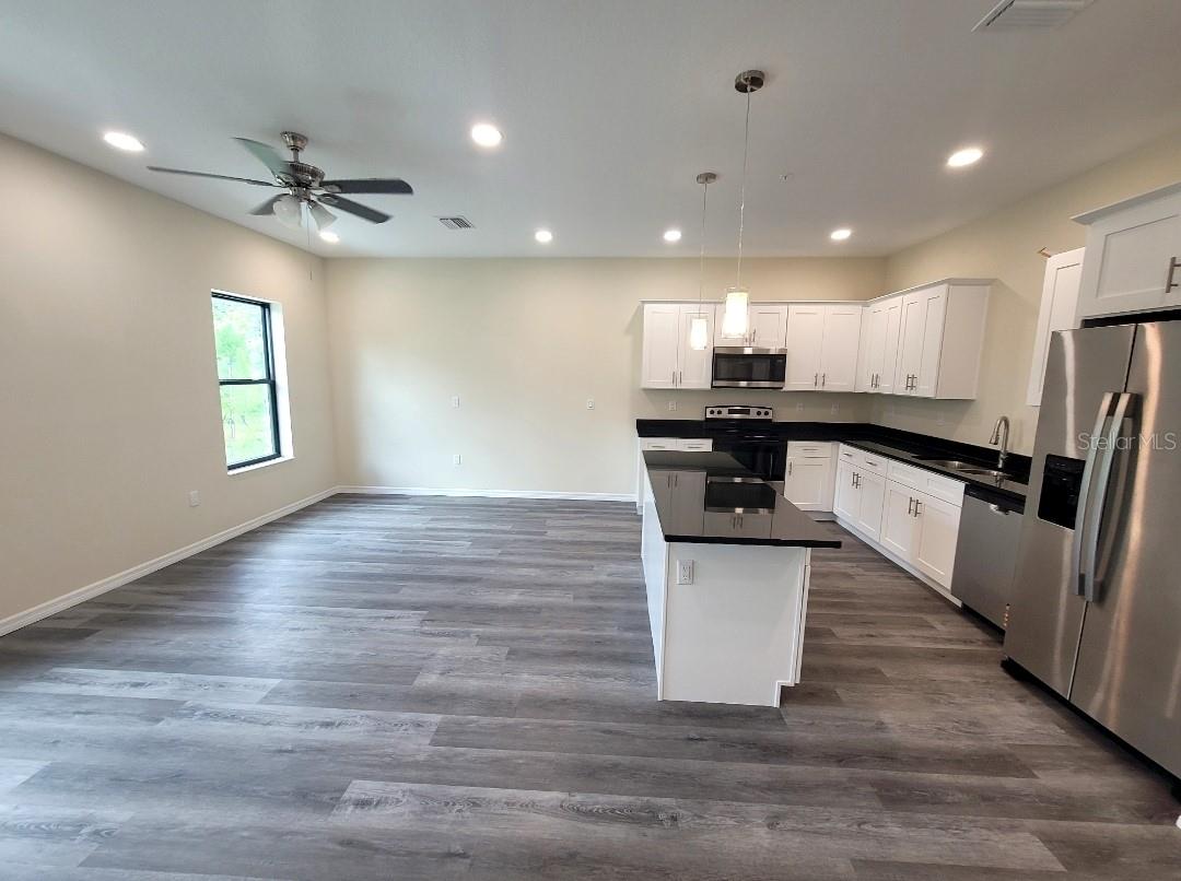4351 CAMBIO GARDENS CT — photo 2