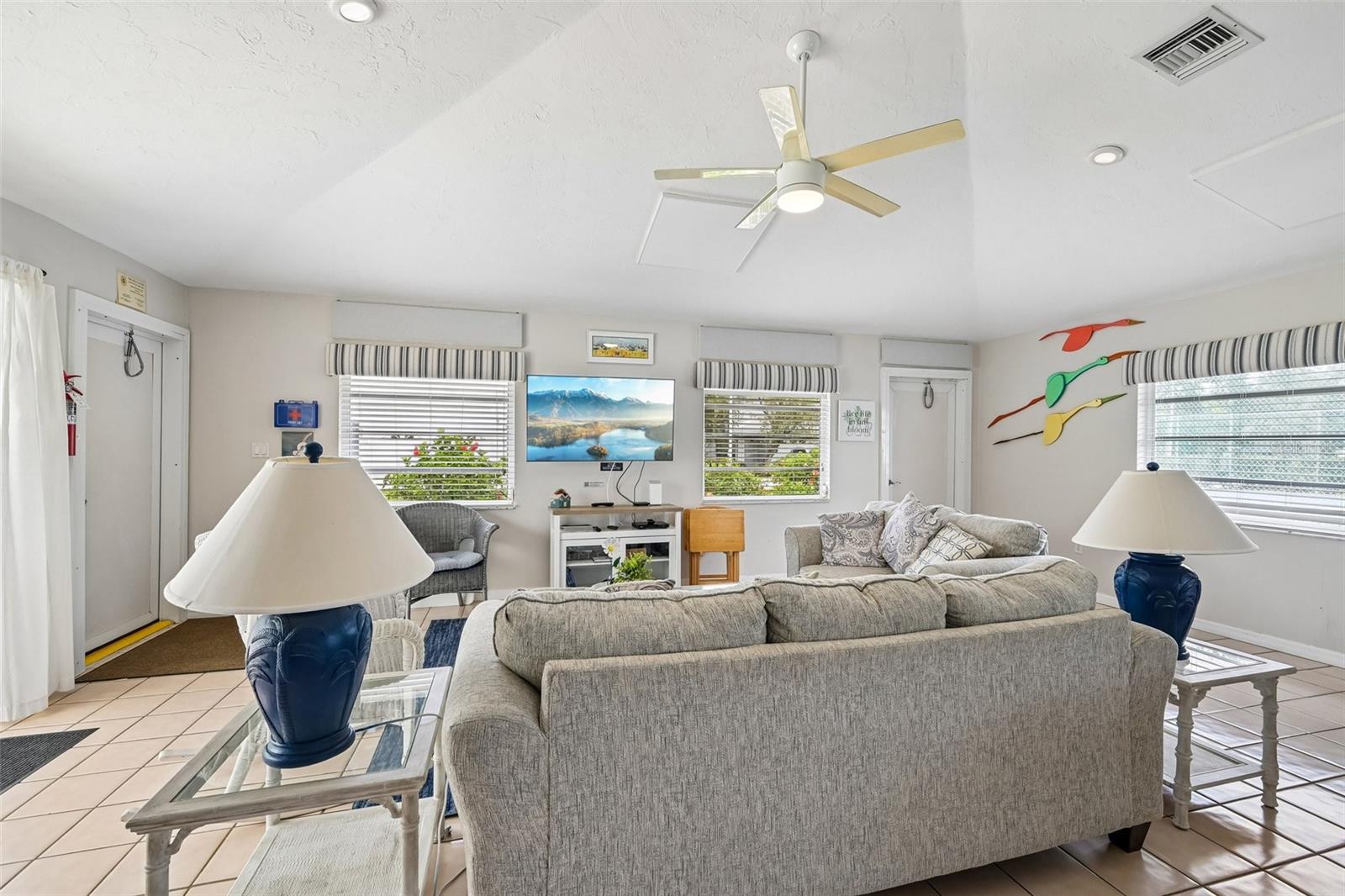 1041 CAPRI ISLES BLVD #209 — photo 39