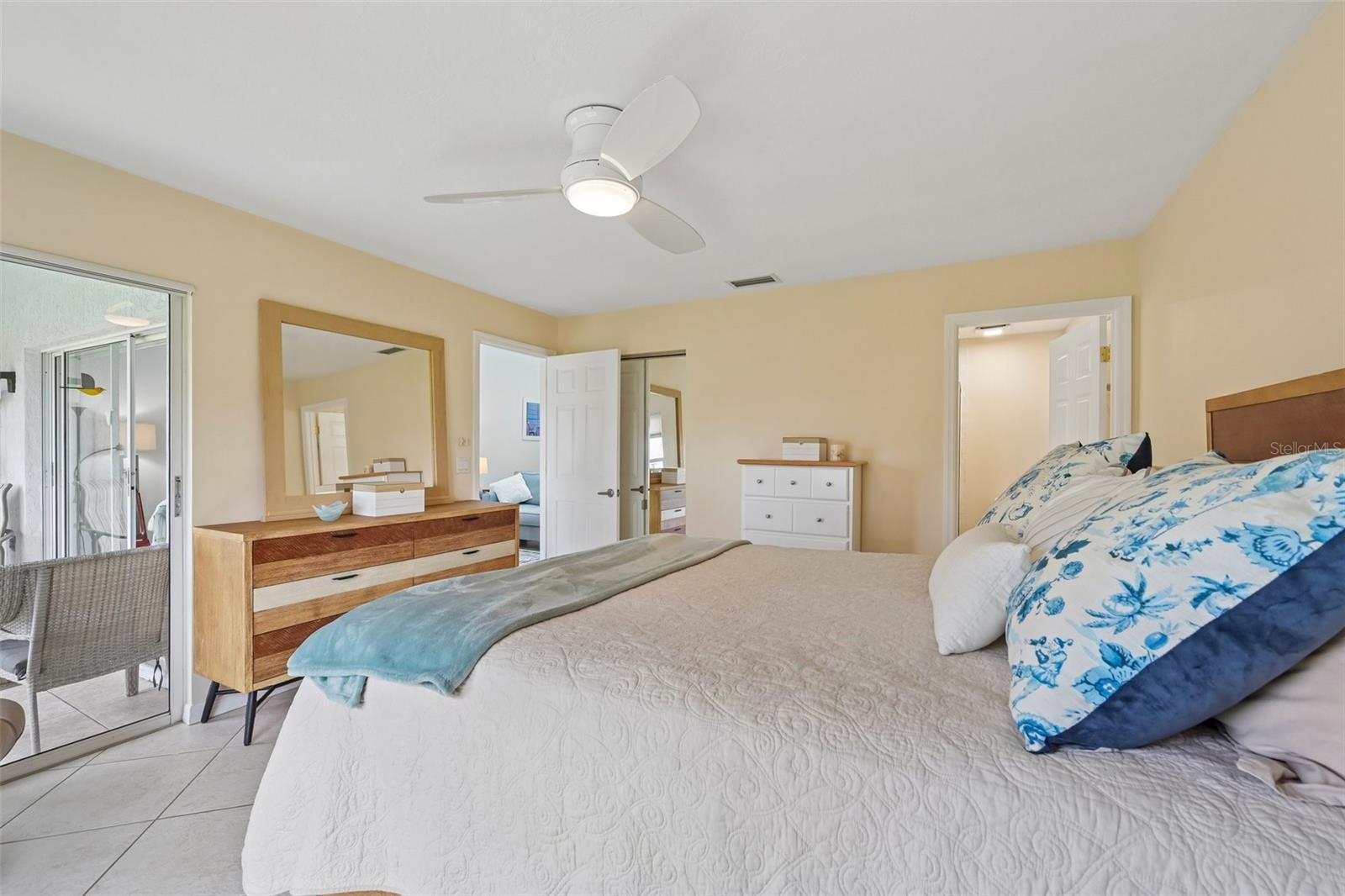1041 CAPRI ISLES BLVD #209 — photo 21
