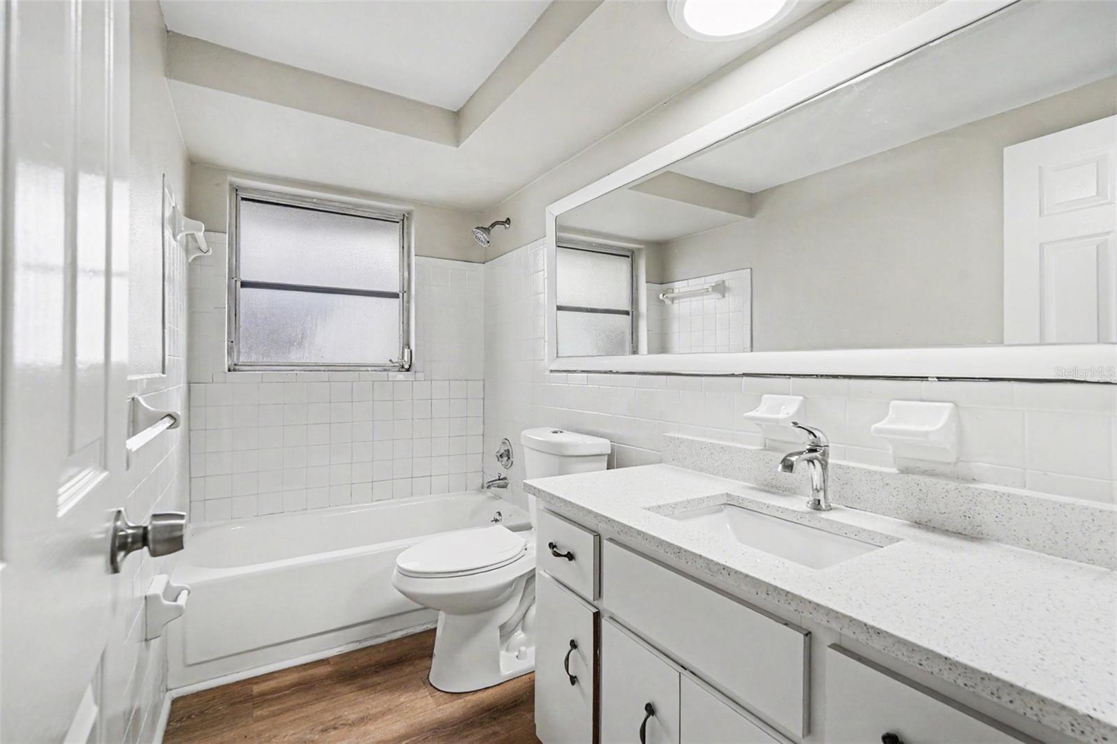 7030 INGLESIDE DR — photo 15