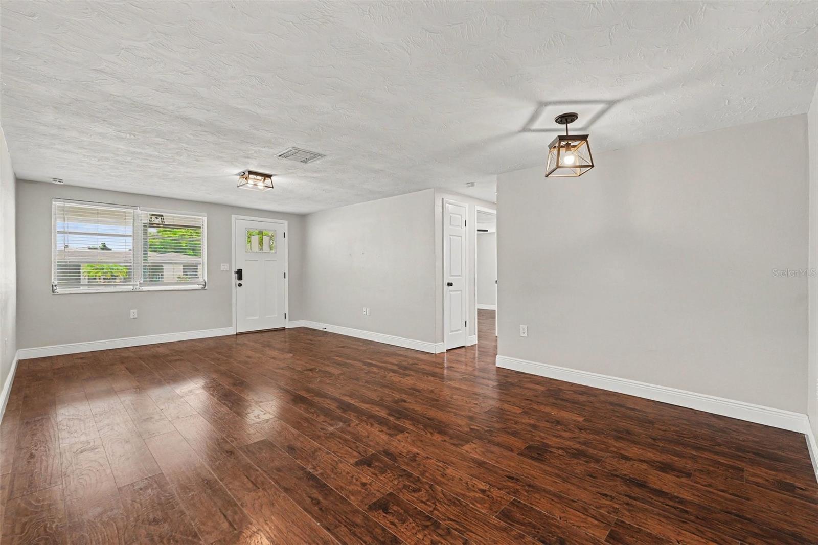 6244 6TH AVE — photo 3