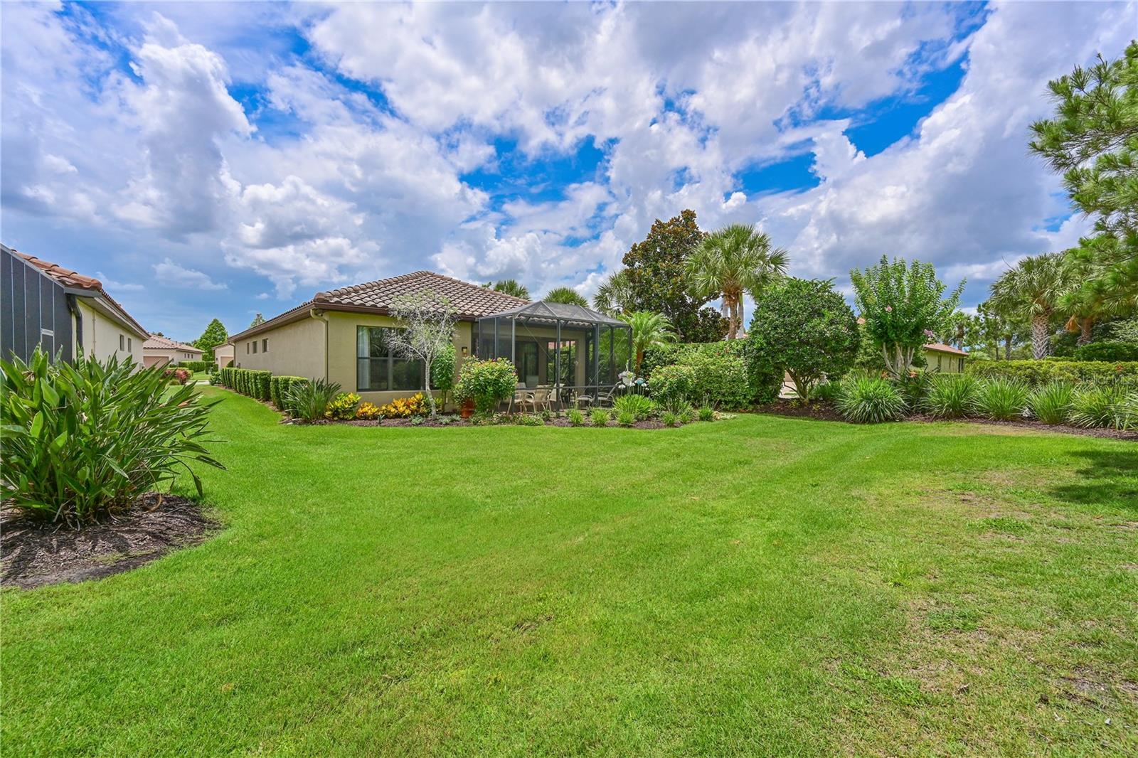 5007 SERATA DR — photo 22