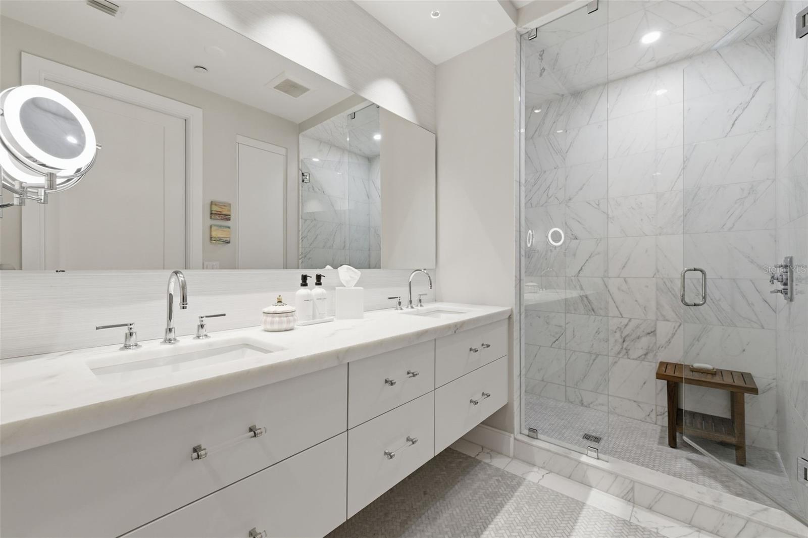 100 1ST AVE N #3802 — photo 31