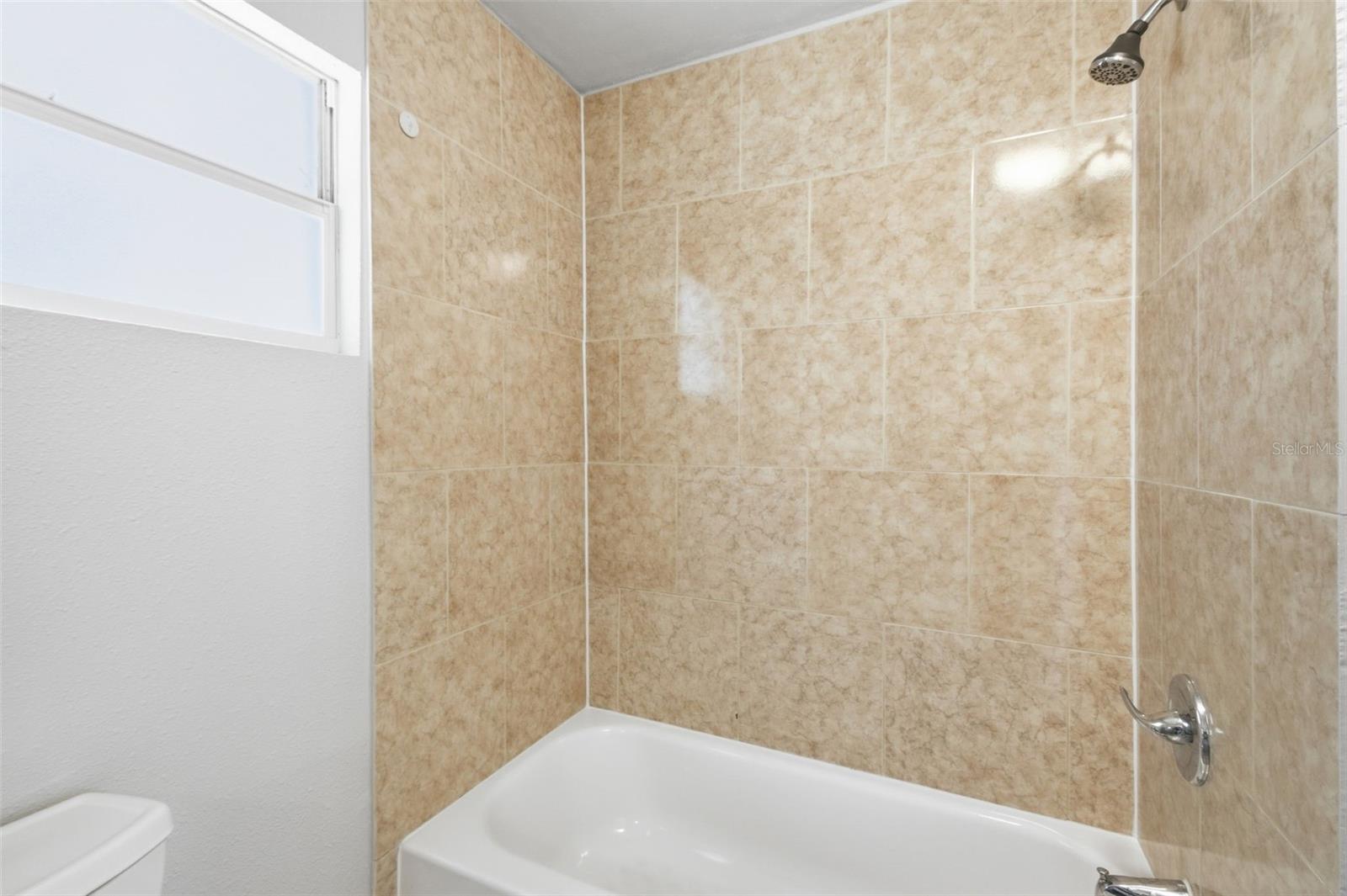 1416 E MOHAWK AVE — photo 34