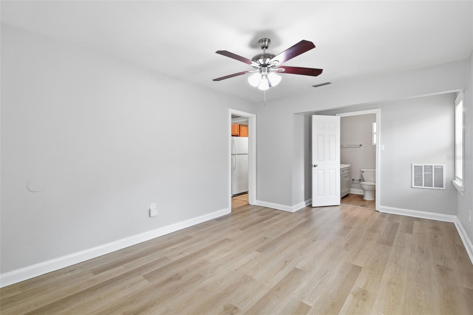 1416 E MOHAWK AVE — photo 20