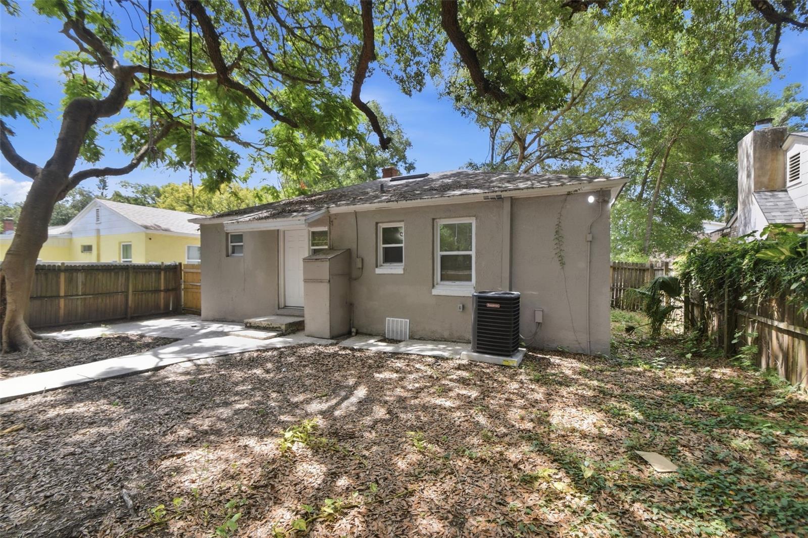 1416 E MOHAWK AVE — photo 39