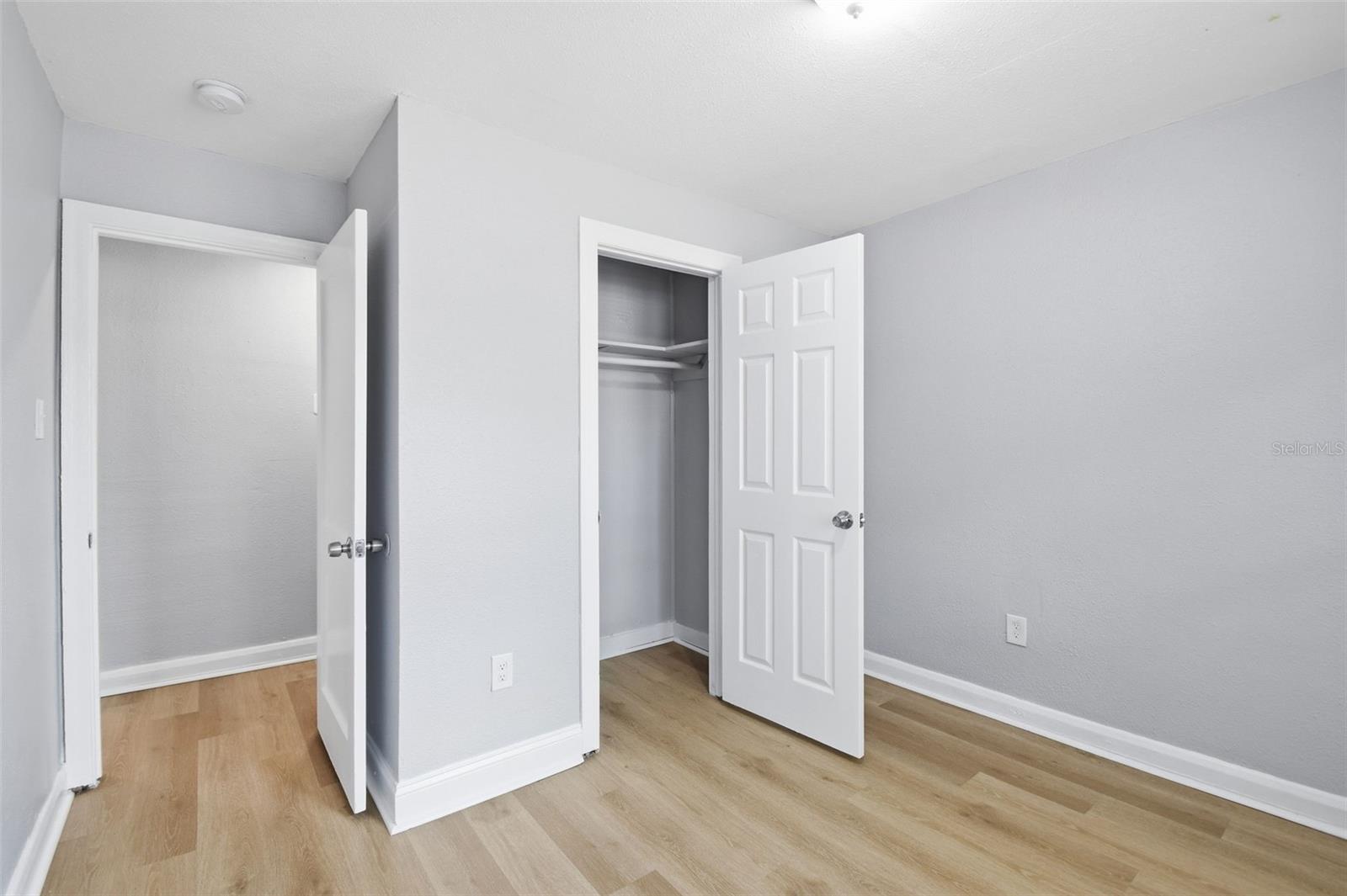 1416 E MOHAWK AVE — photo 31